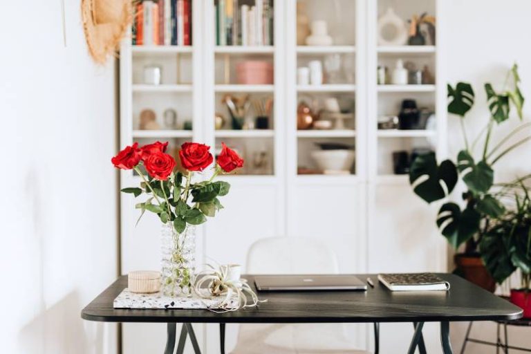 5 Genius Work From Home Tips And Tricks To Achieve Your Daily Goals Like A Boss