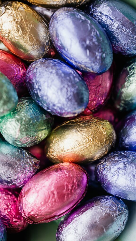 Spring Wallpapers for iPhone Colourful Easter Eggs
