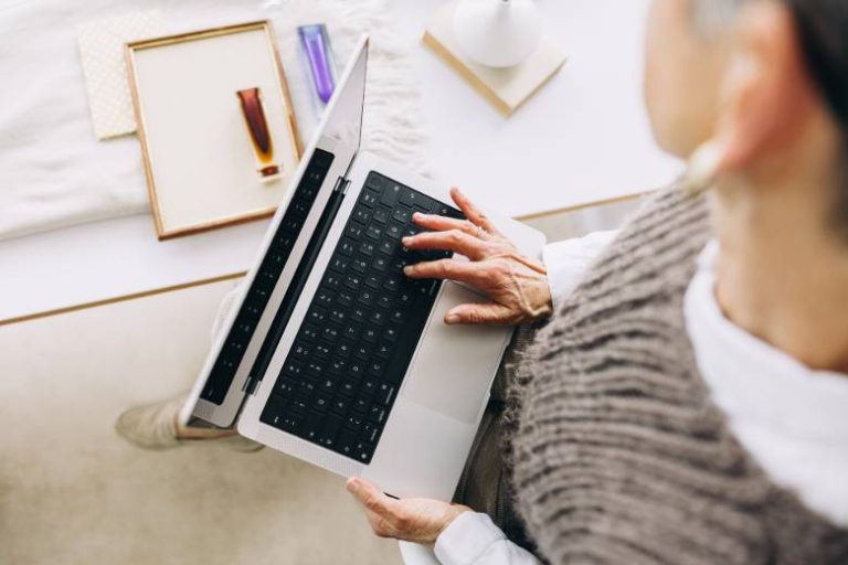 How To grow a Facebook group.