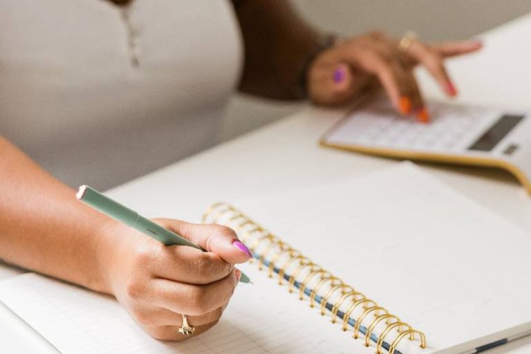 50+ Personal Finance Blog Topics To Create An Ultimate Resource For Readers