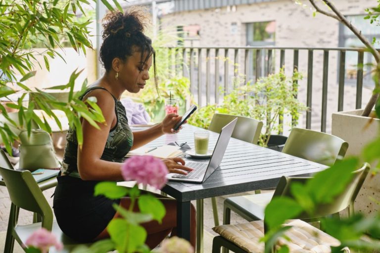 Does Blogging Make Money in 2026? The Honest Truth 1 Does Blogging Make Money in 2026? The Honest Truth